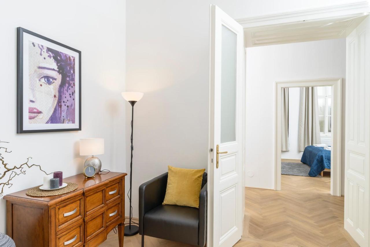 Senator Suite Stephansplatz By Ichbucheat Відень Екстер'єр фото